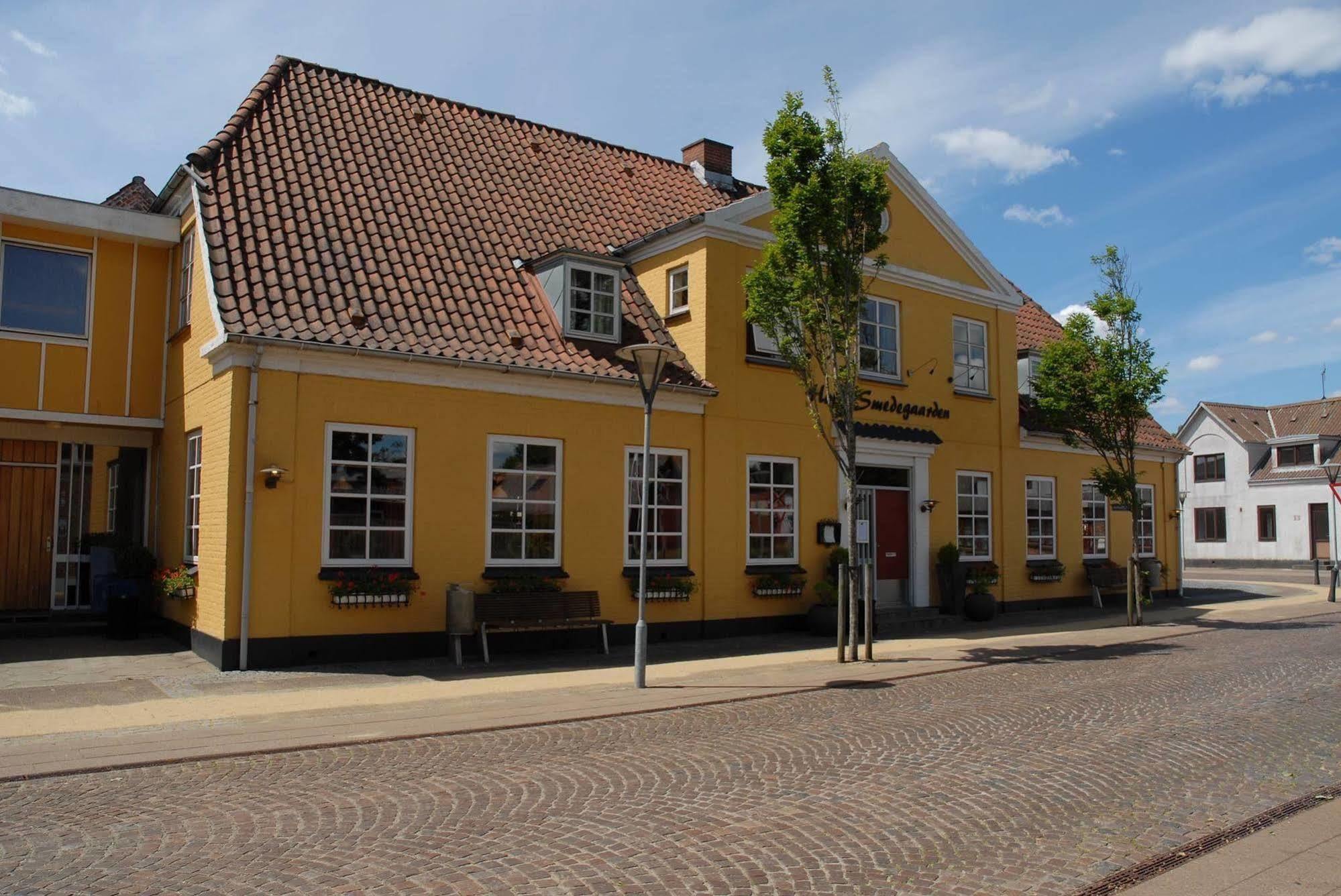 Hotel Smedegaarden Lem  Екстериор снимка